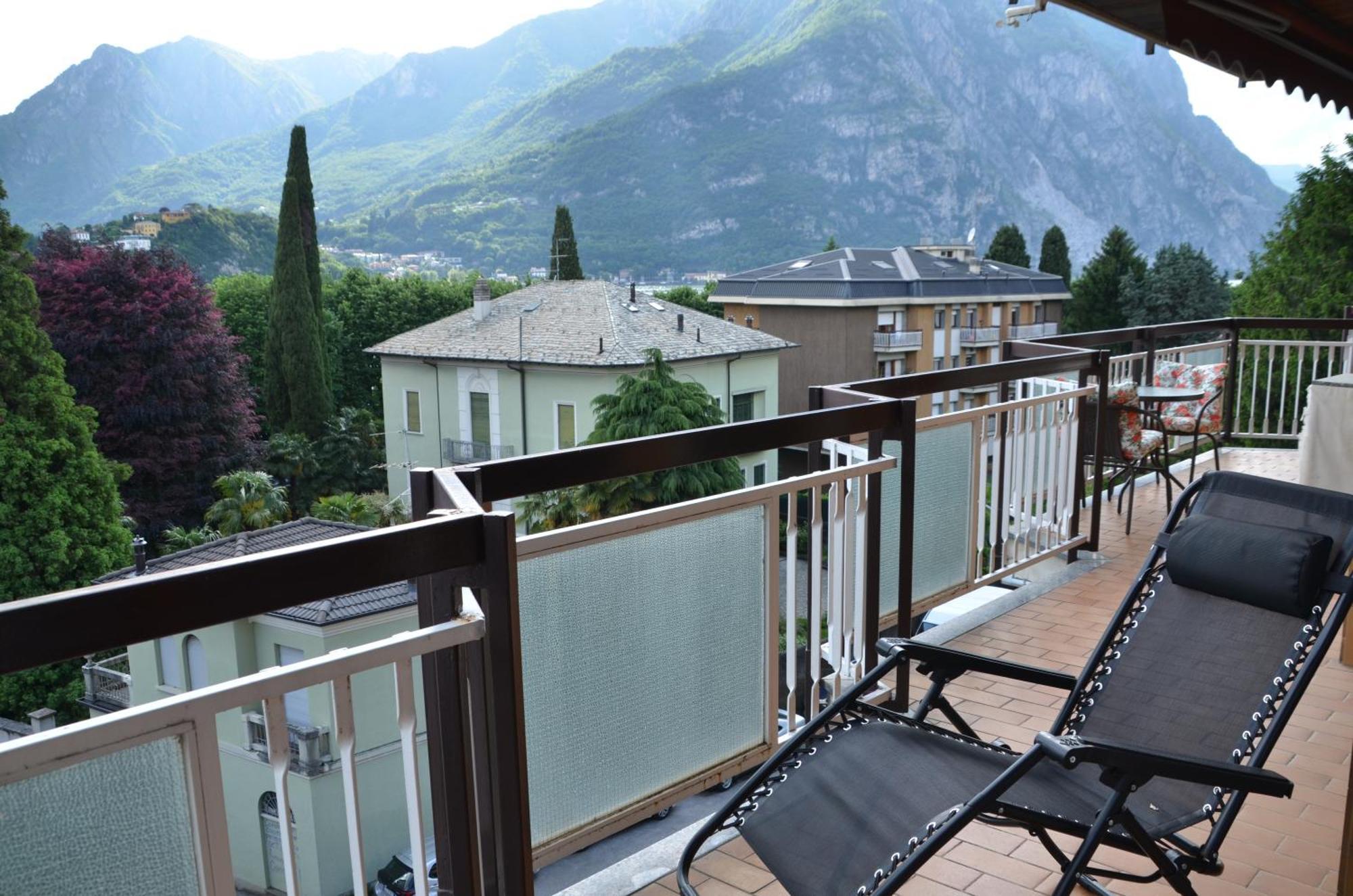 Big Romantic Lake View & Terrace Apartment Lecco Exterior photo